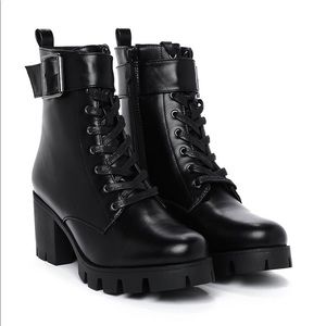 Nastygal Black Leather Chunky Heeled Boot